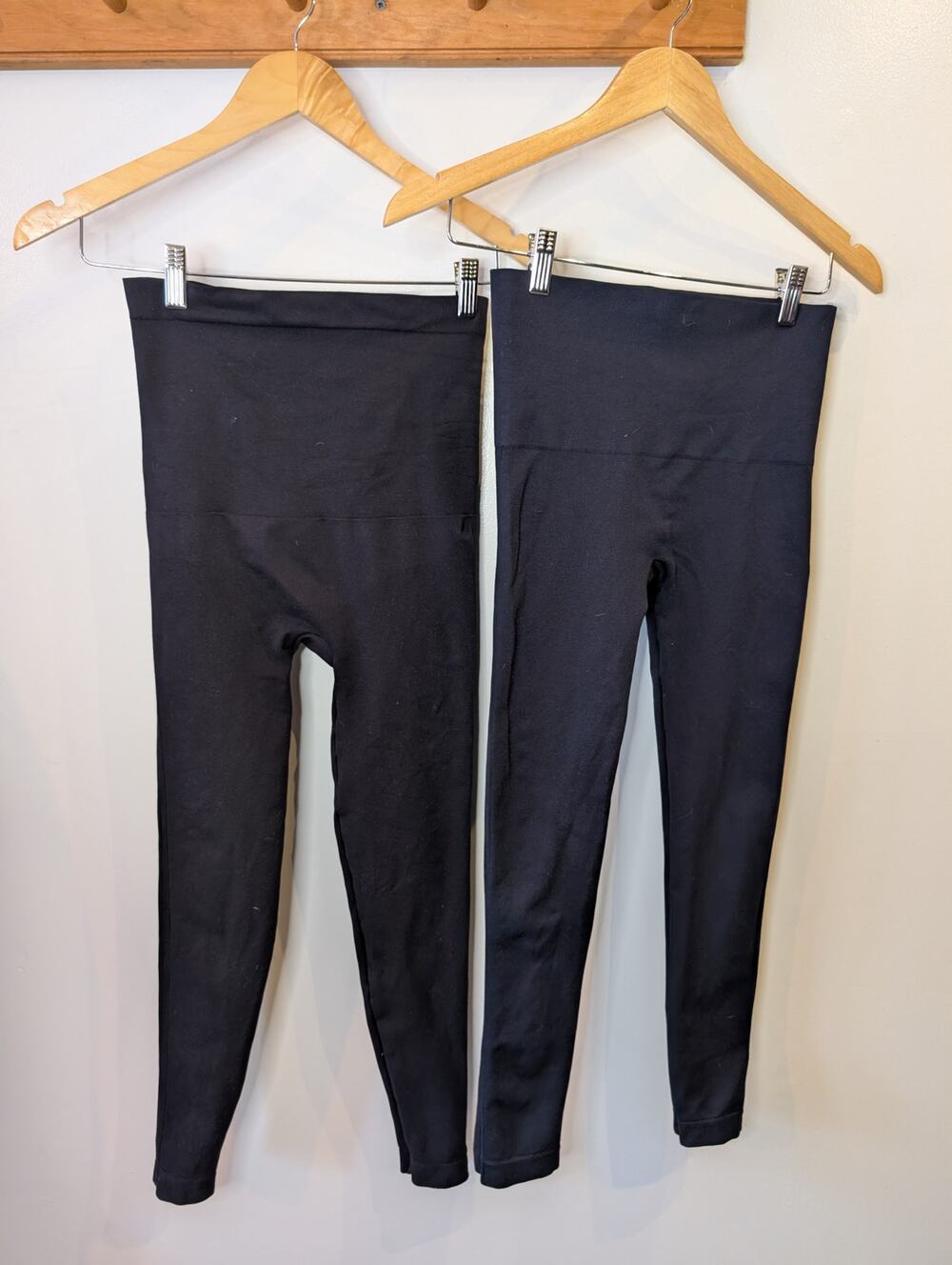 Spanx Black Compression Leggings Bundle 2 Pairs High Waist Mid Rise Medium